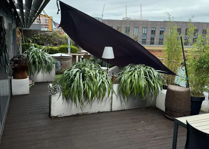 Ancoats Getaway With Terrace And Hot Tub